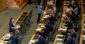 Präsident Wilfing beauftrag Gutachten über die Richtigkeit der Wahl der Landeshauptfrau und ihres Stellvertreters